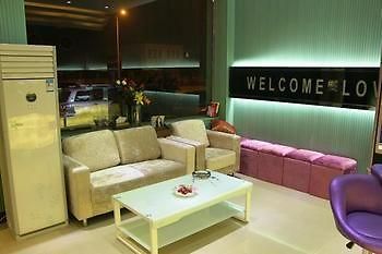 Zhengzhou Love Theme Hotel Jicheng  Exteriör bild
